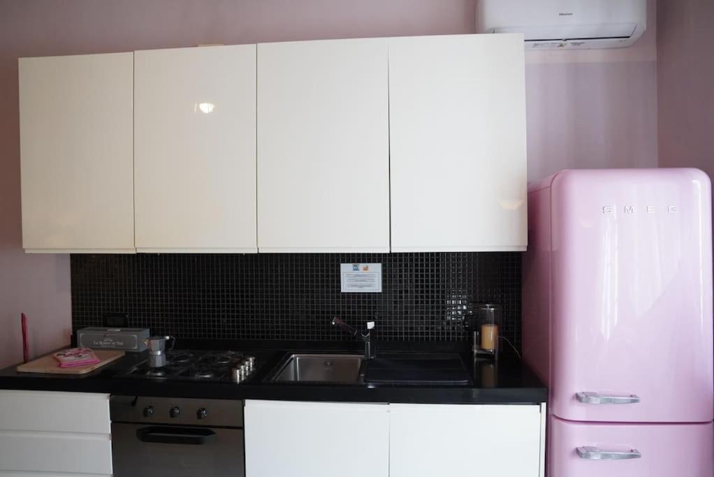 Cipro Pink House *