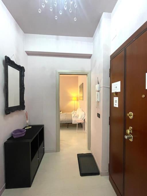 Cipro Pink House * Rom