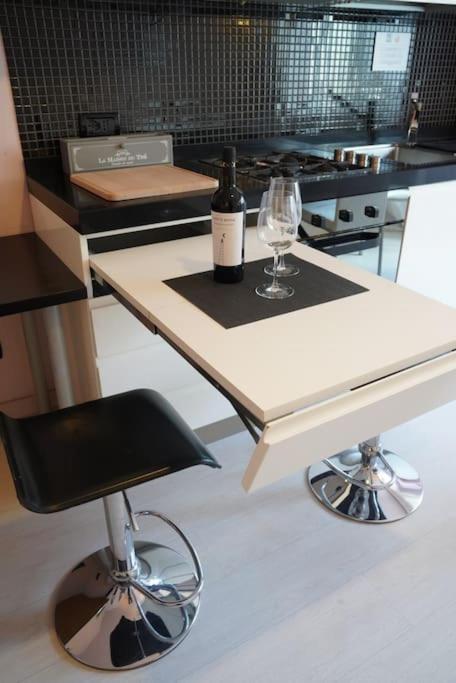 Apartment Cipro Pink House Rom