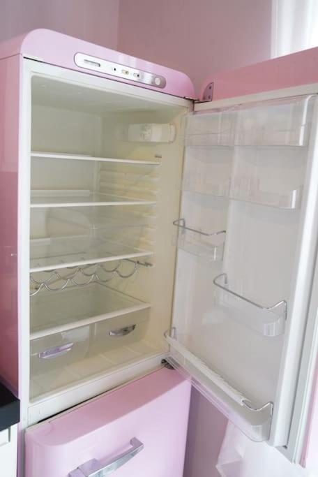 Cipro Pink House Apartment Rom