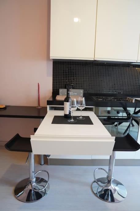 Apartment Cipro Pink House