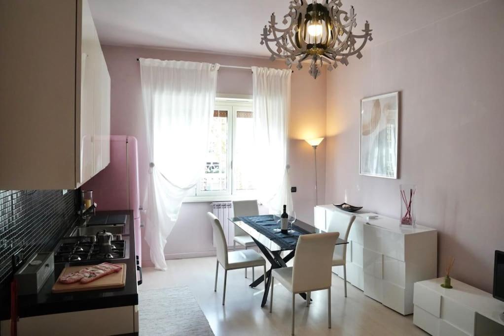 Cipro Pink House Apartment Rom