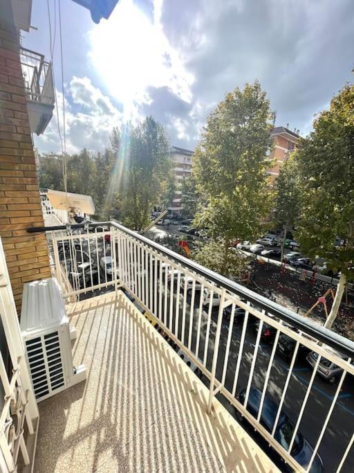 Apartment Cipro Pink House Rom