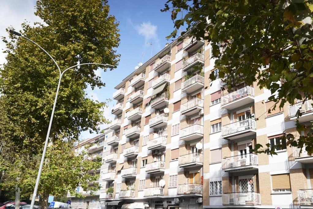 Cipro Pink House Apartment Rom